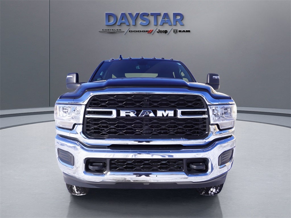 2023 RAM 2500 Tradesman Crew Cab 4x4 6'4' Box