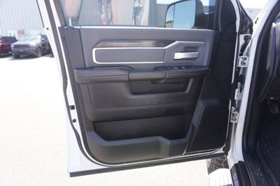 2019 RAM 2500 Big Horn Crew Cab 4x4 6'4' Box