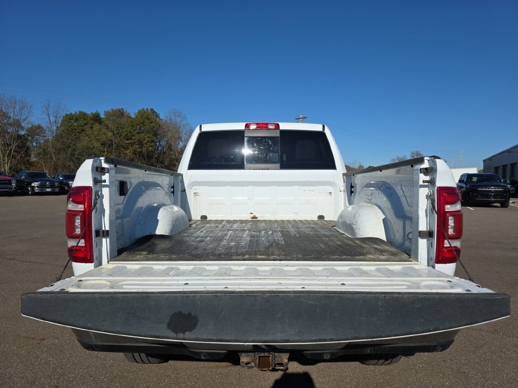2022 RAM 2500 Laramie Crew Cab 4x4 6'4' Box