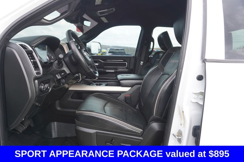 2019 RAM 2500 Laramie Crew Cab 4x4 6'4' Box