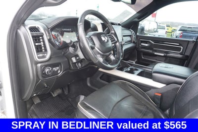 2019 RAM 2500 Laramie Crew Cab 4x4 6'4' Box