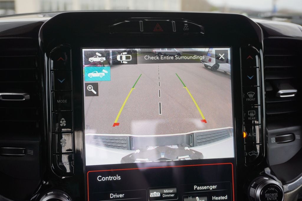 2019 RAM 2500 Laramie Crew Cab 4x4 6'4' Box