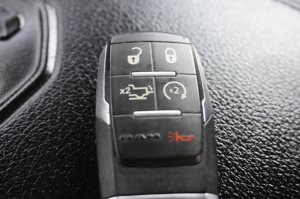 2019 RAM 2500 Laramie Crew Cab 4x4 6'4' Box