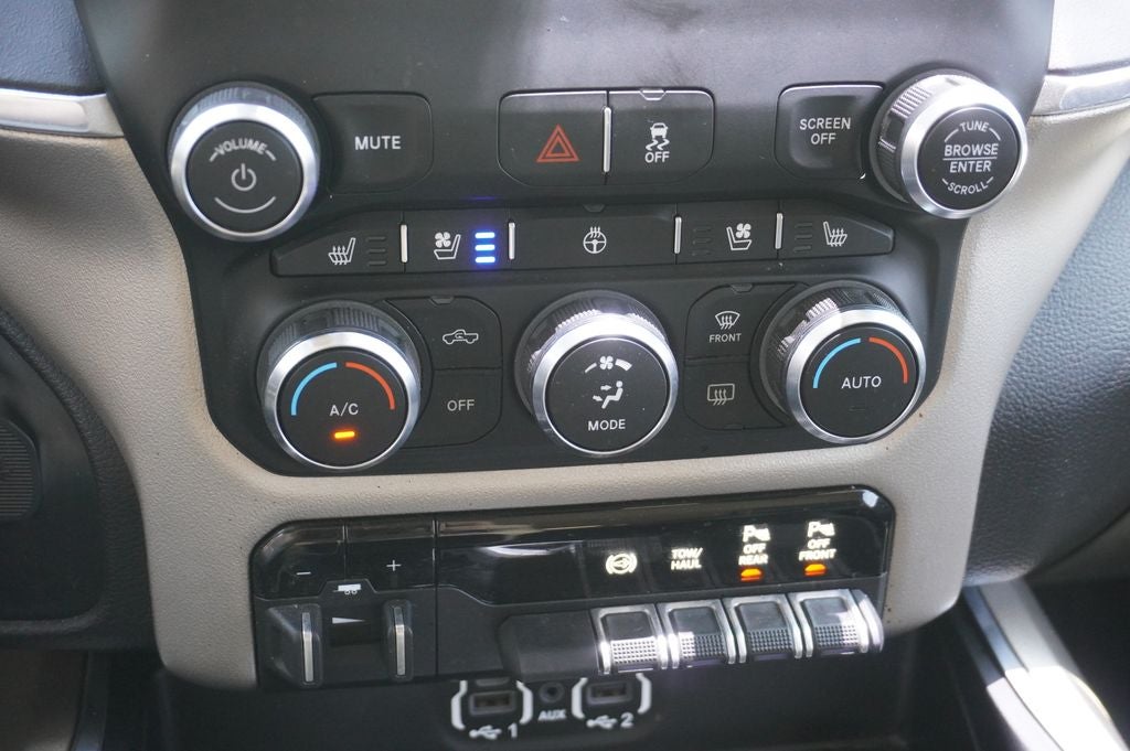 2021 RAM 2500 Laramie Crew Cab 4x4 6'4' Box