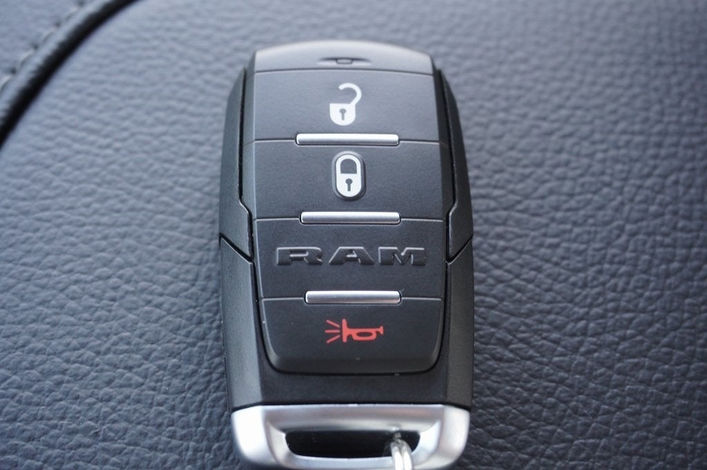 2026 RAM Ram 2500 RAM 2500 TRADESMAN CREW CAB 4X4 8' BOX