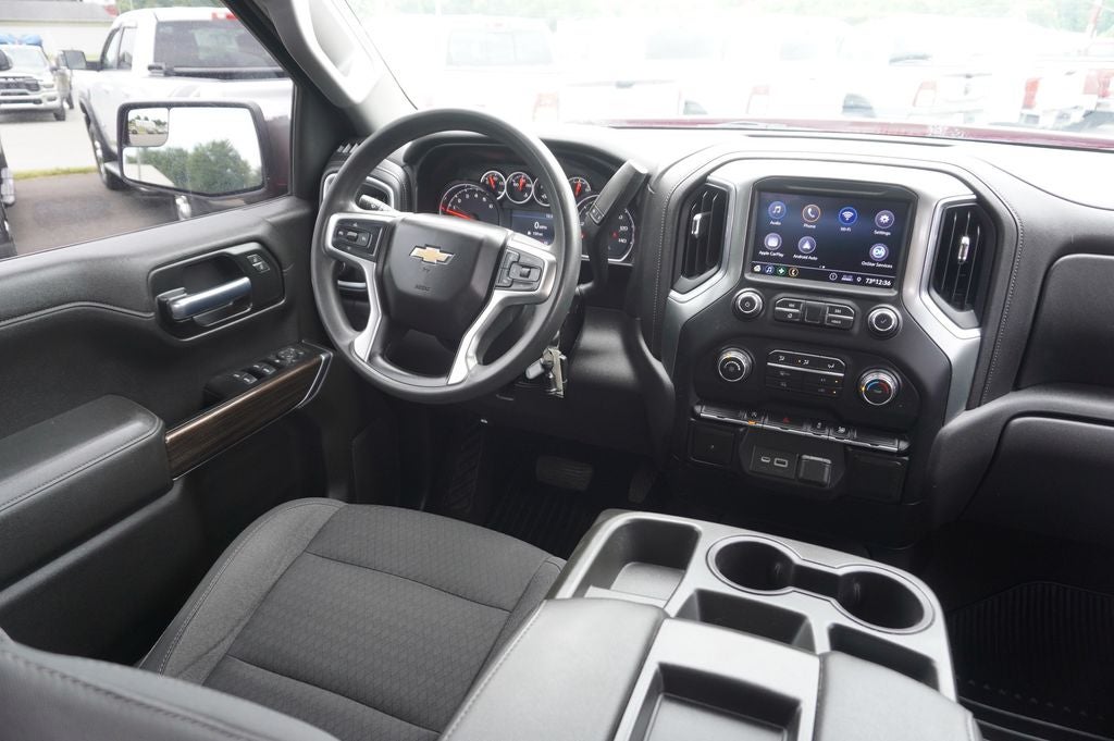 2020 Chevrolet Silverado 1500 4WD Crew Cab Short Bed LT