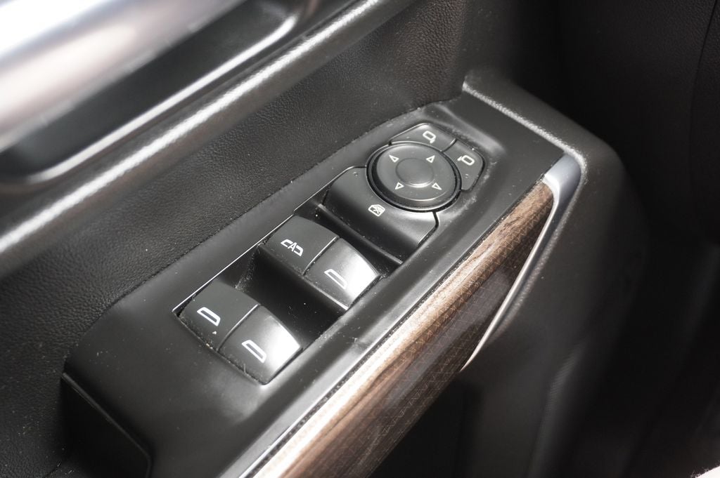 2020 Chevrolet Silverado 1500 4WD Crew Cab Short Bed LT