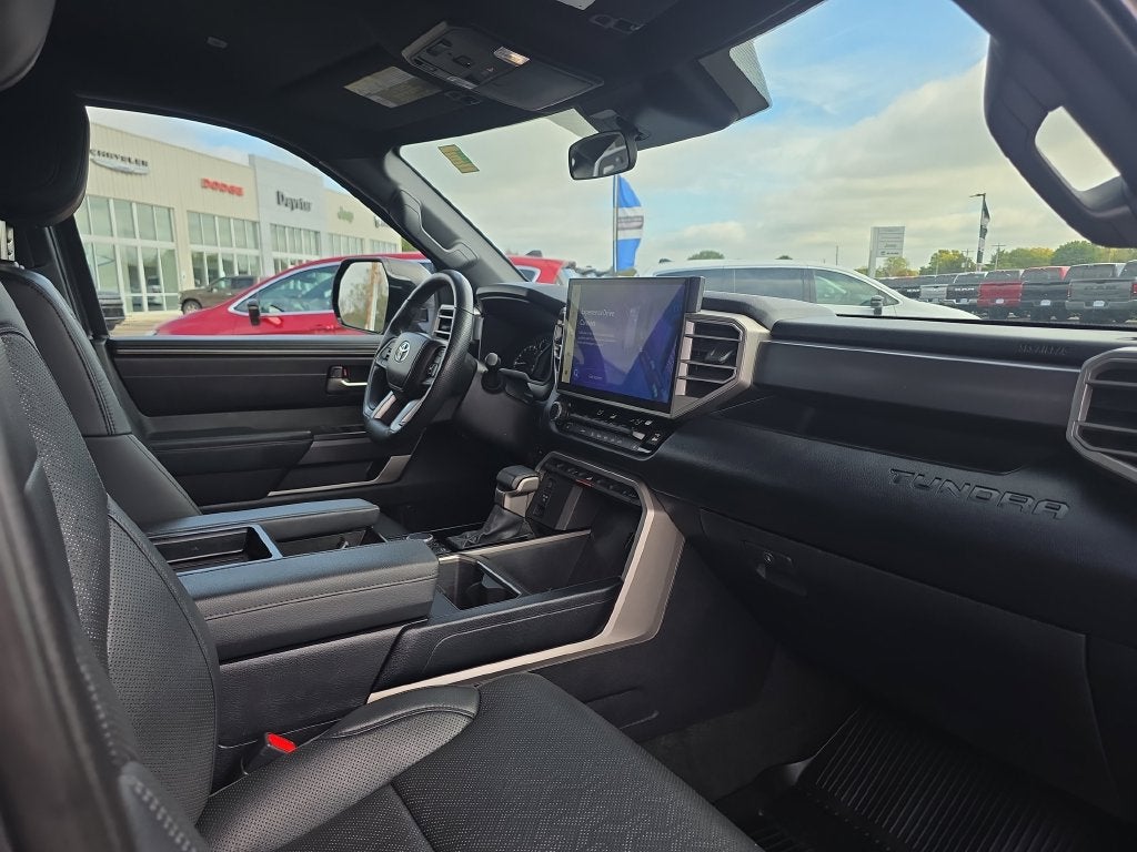 2025 Toyota Tundra SR5