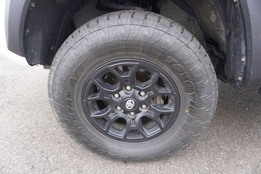 2019 Toyota Tacoma SR