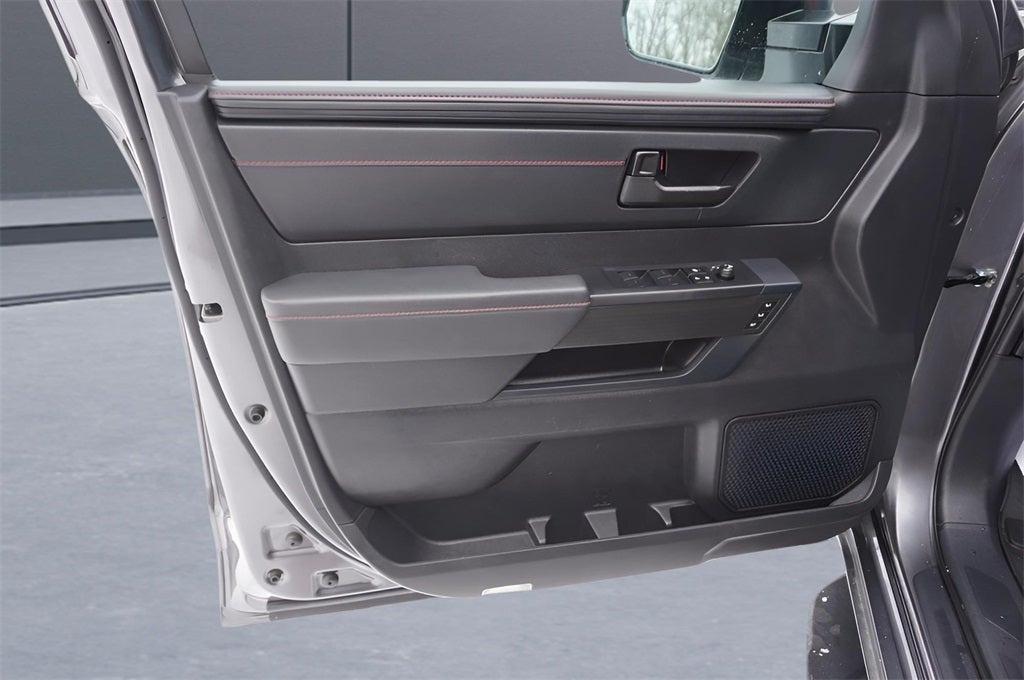 2023 Toyota Sequoia SR5