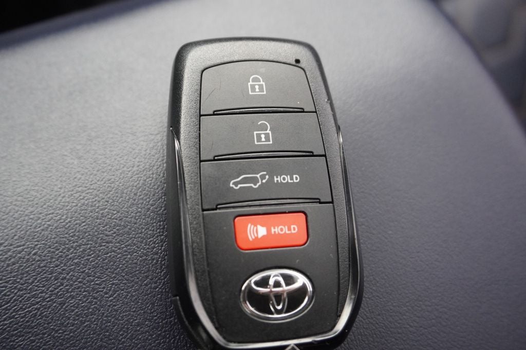 2025 Toyota 4Runner Hybrid Platinum