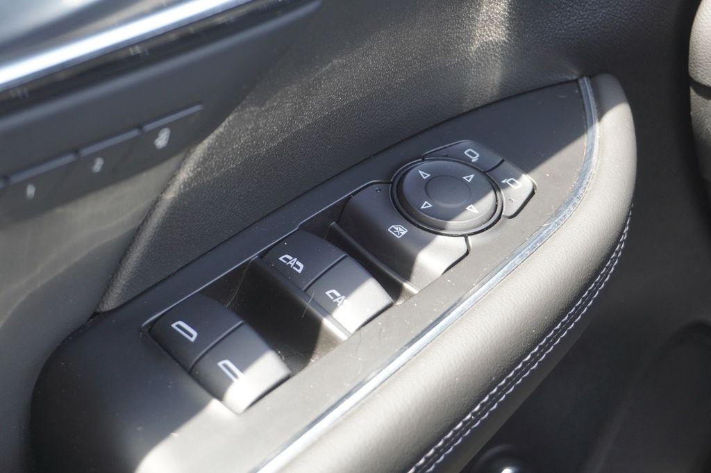2023 Buick Envision Essence AWD