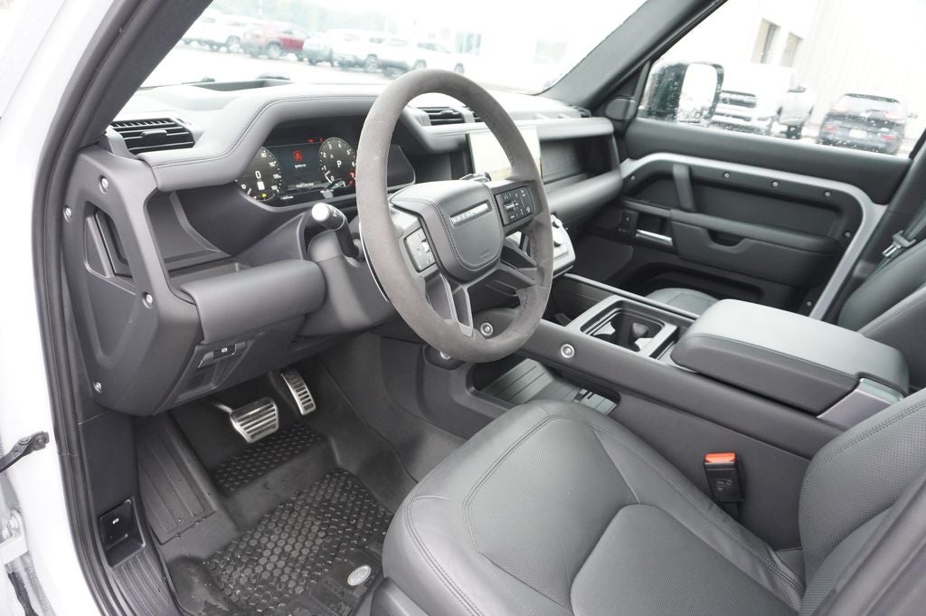2023 Land Rover Defender 110 Carpathian Edition
