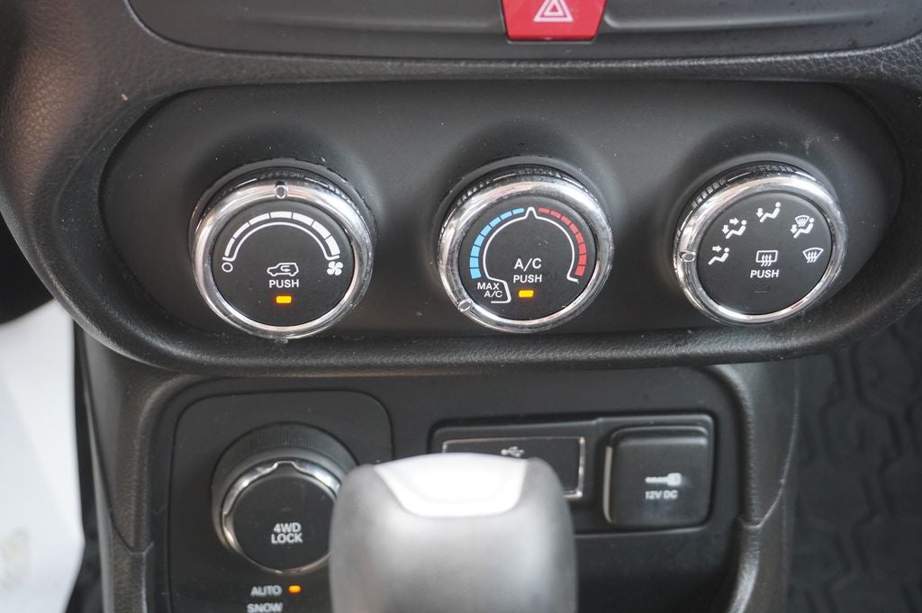 2017 Jeep Renegade Altitude