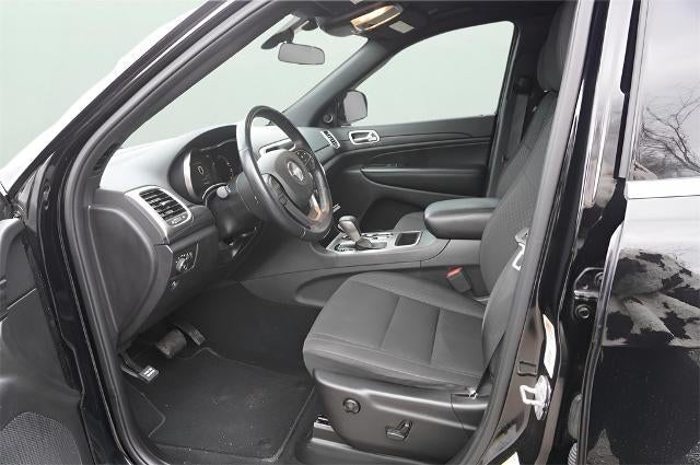 2019 Jeep Grand Cherokee Laredo E