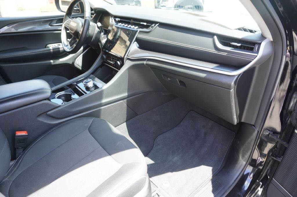 2021 Jeep Grand Cherokee L Laredo