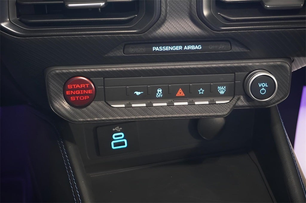 2025 Ford Mustang Dark Horse