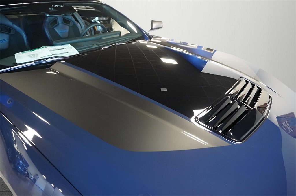 2025 Ford Mustang Dark Horse