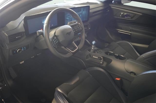 2025 Ford Mustang Dark Horse