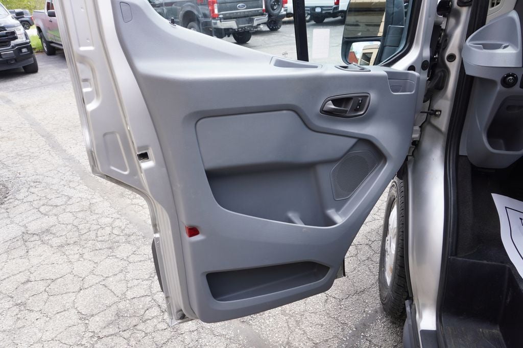2017 Ford Transit-350 XLT
