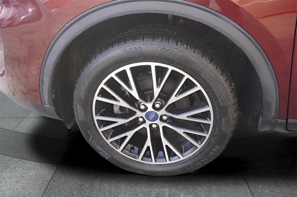 2021 Ford Escape Plug-In Hybrid Titanium