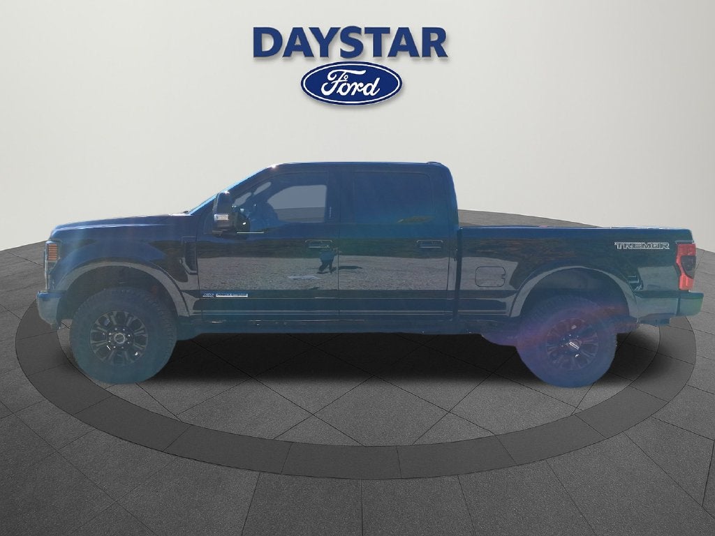 2022 Ford F-250SD Lariat
