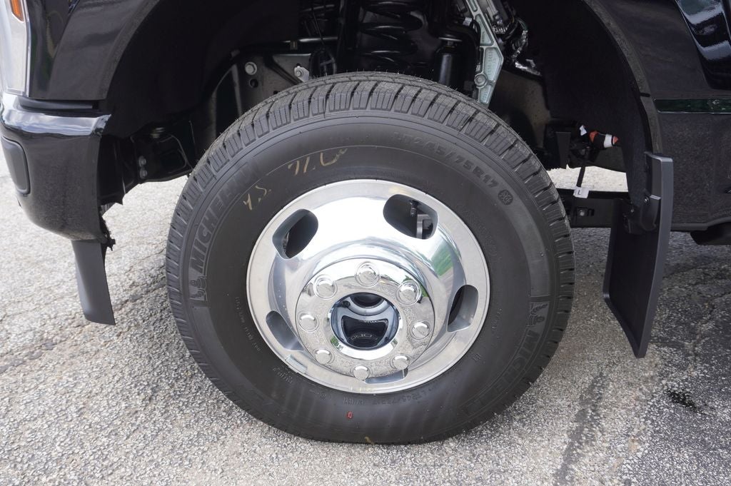 2026 Ford F-350SD Platinum DRW