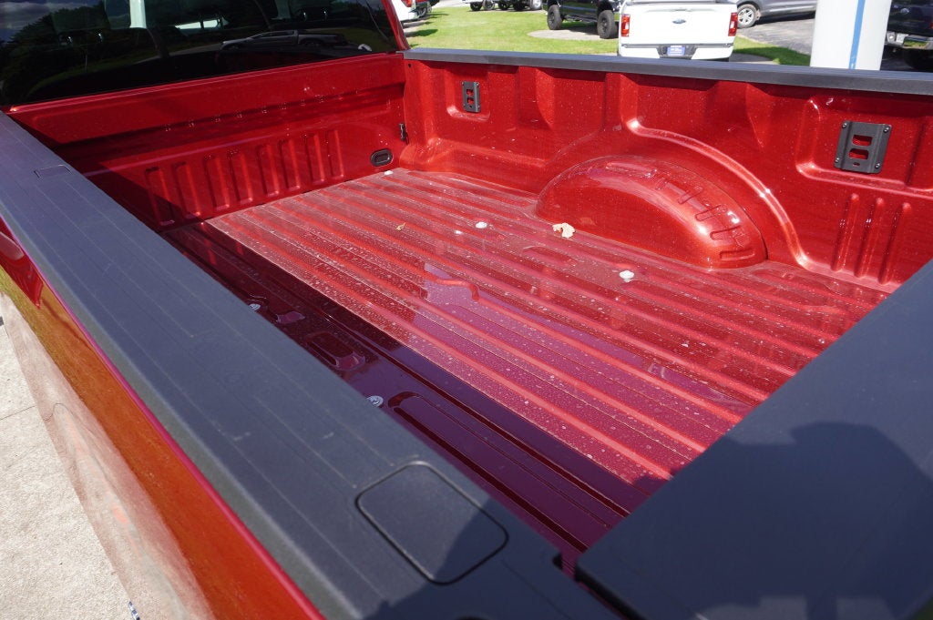 2027 Ford F-350SD XLT