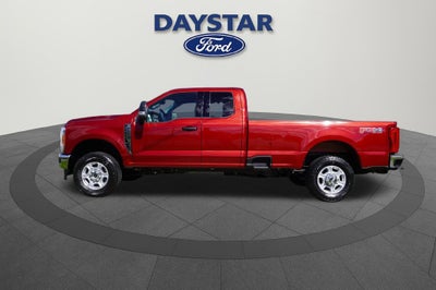 2027 Ford F-350SD XLT