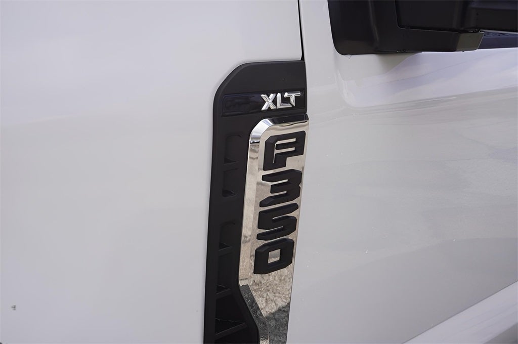 2026 Ford F-350SD XLT DRW