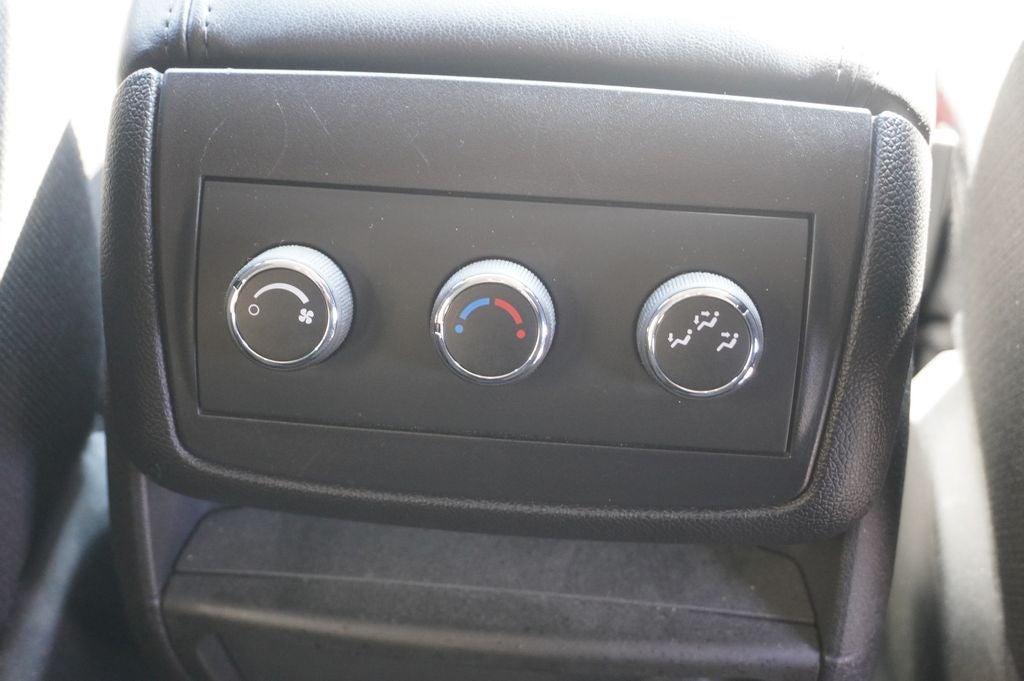 2012 Chevrolet Traverse LT 1LT