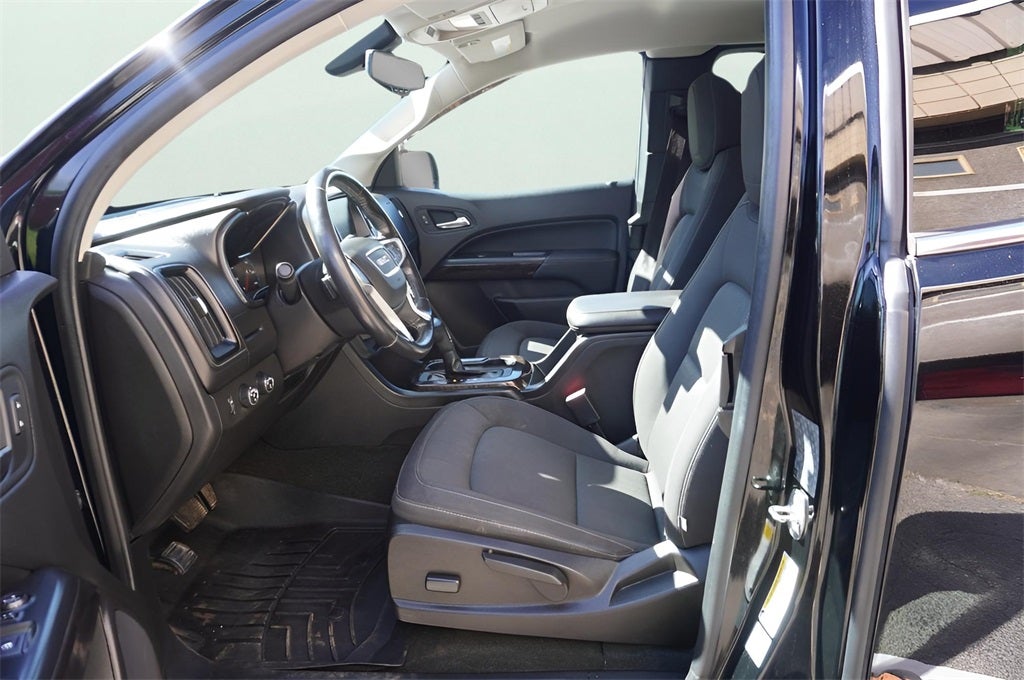 2017 GMC Canyon SLE1