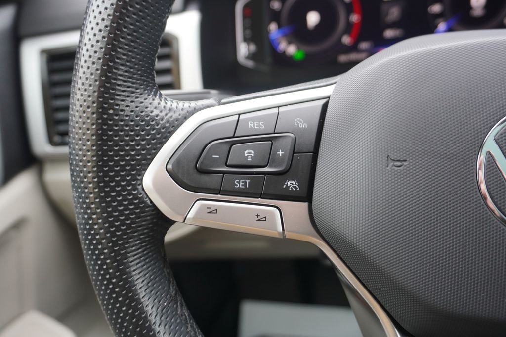 2022 Volkswagen Atlas 3.6L V6 SEL R-Line