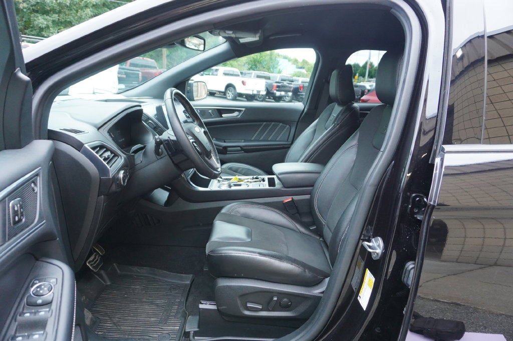 2023 Ford Edge ST