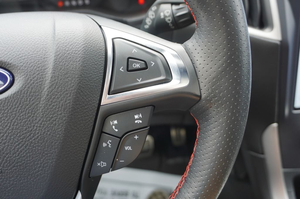 2023 Ford Edge ST Line