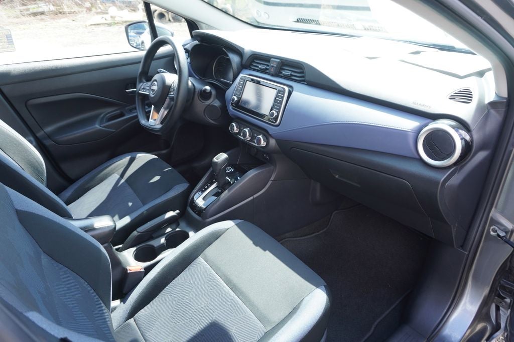 2023 Nissan Versa 1.6 SV