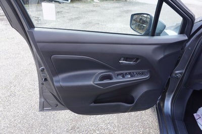 2023 Nissan Versa 1.6 SV