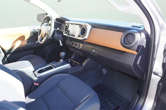 2020 Toyota Tacoma SR5 V6