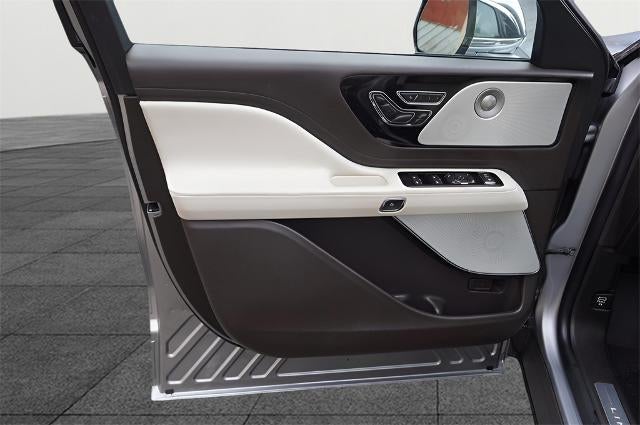 2022 Lincoln Aviator Plug-In Hybrid Black Label Grand Touring