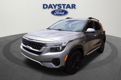 2022 Kia Seltos Nightfall