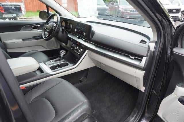 2023 Kia Carnival LX Seat Package