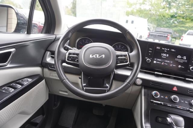 2023 Kia Carnival LX Seat Package