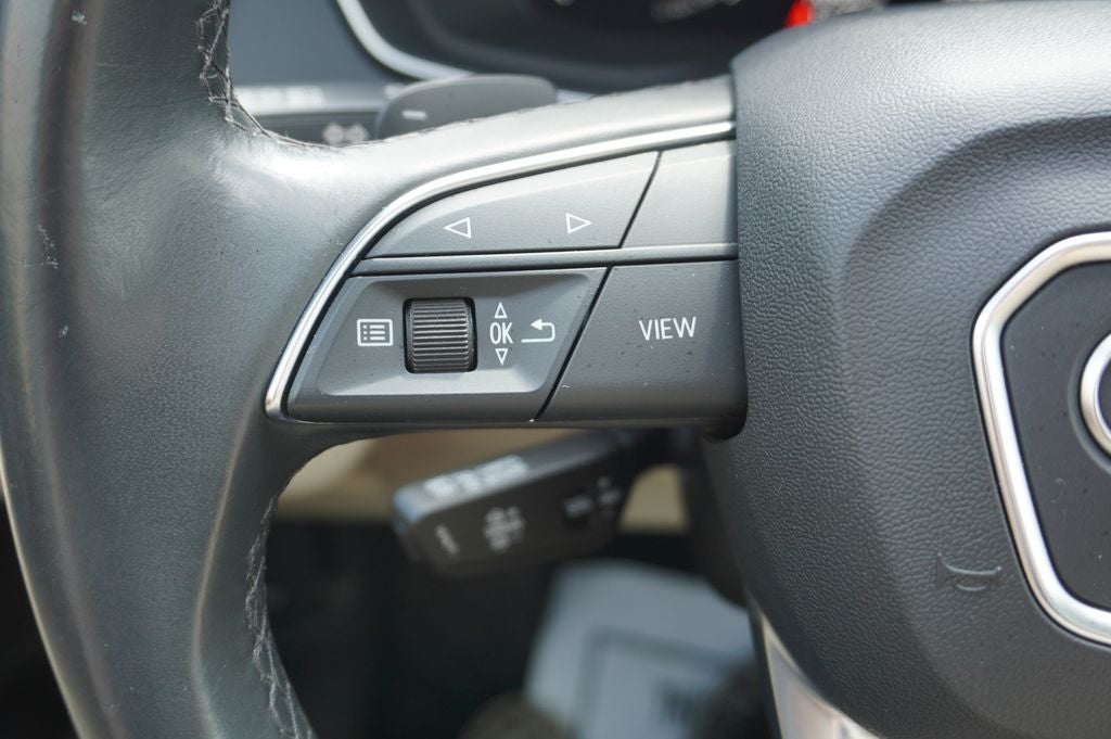 2023 Audi Q5 45 S line Premium quattro