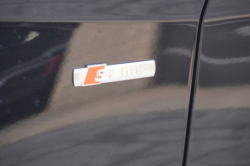 2023 Audi Q5 45 S line Premium quattro