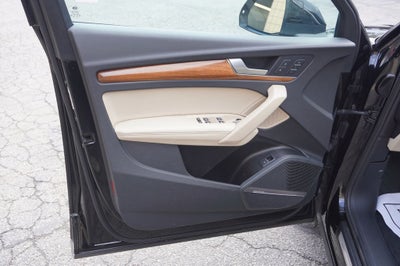 2023 Audi Q5 45 S line Premium quattro