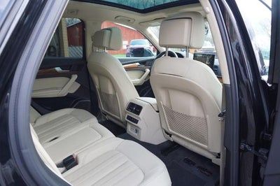 2023 Audi Q5 45 S line Premium quattro