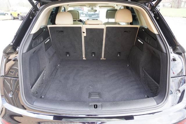 2023 Audi Q5 45 S line Premium quattro